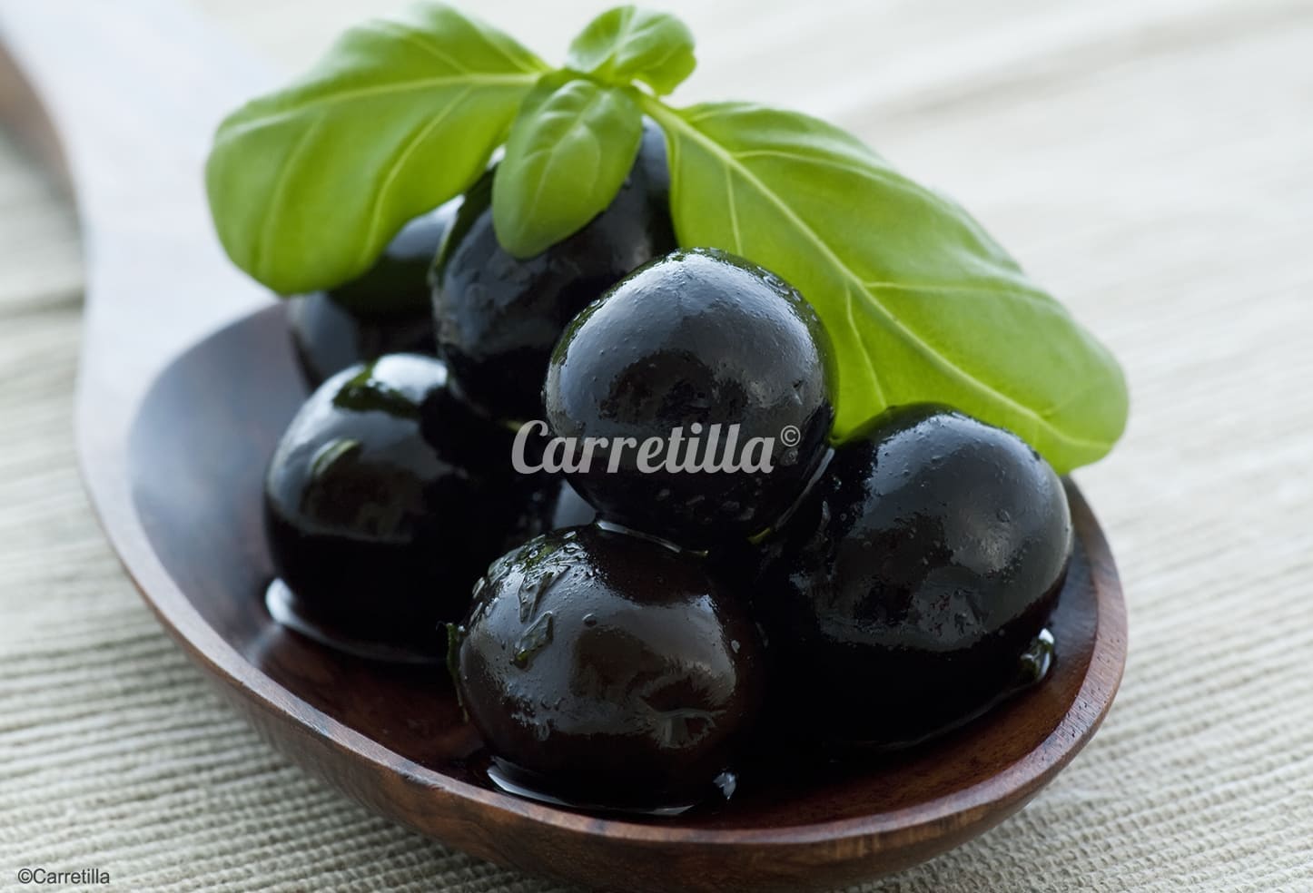 Aceitunas Negras Enteras en Lata