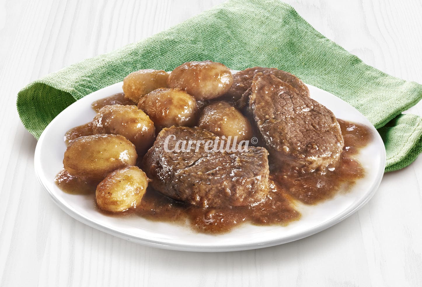 Solomillo de Cerdo con Patatas Parisinas en Salsa de Oporto